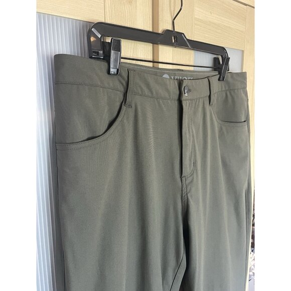 Vuori Meta Pant Mens 36 Green Athletic Slim Performance Tapered 34x30 Casual NEW - Picture 3 of 10